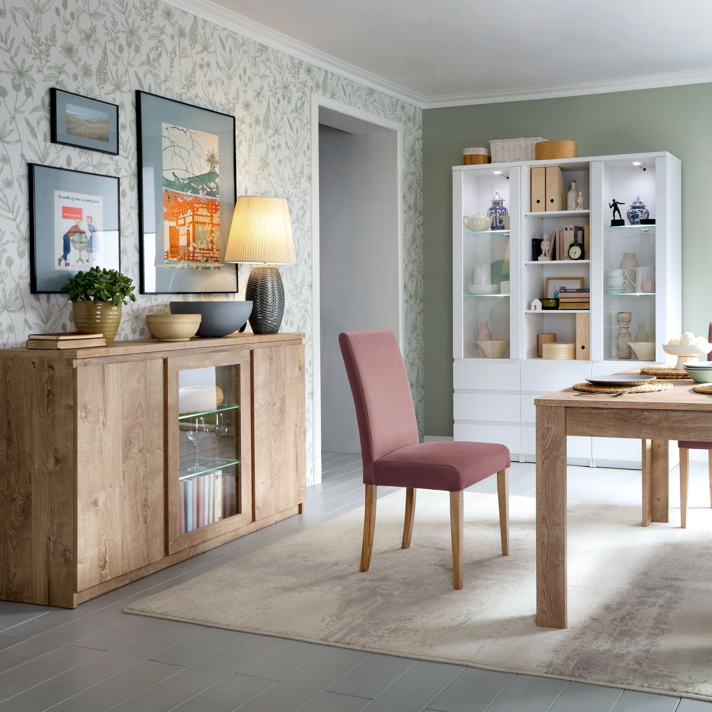 Furniture To Go Fribo 3 Door Sideboard (Glazed Centre) in Oak