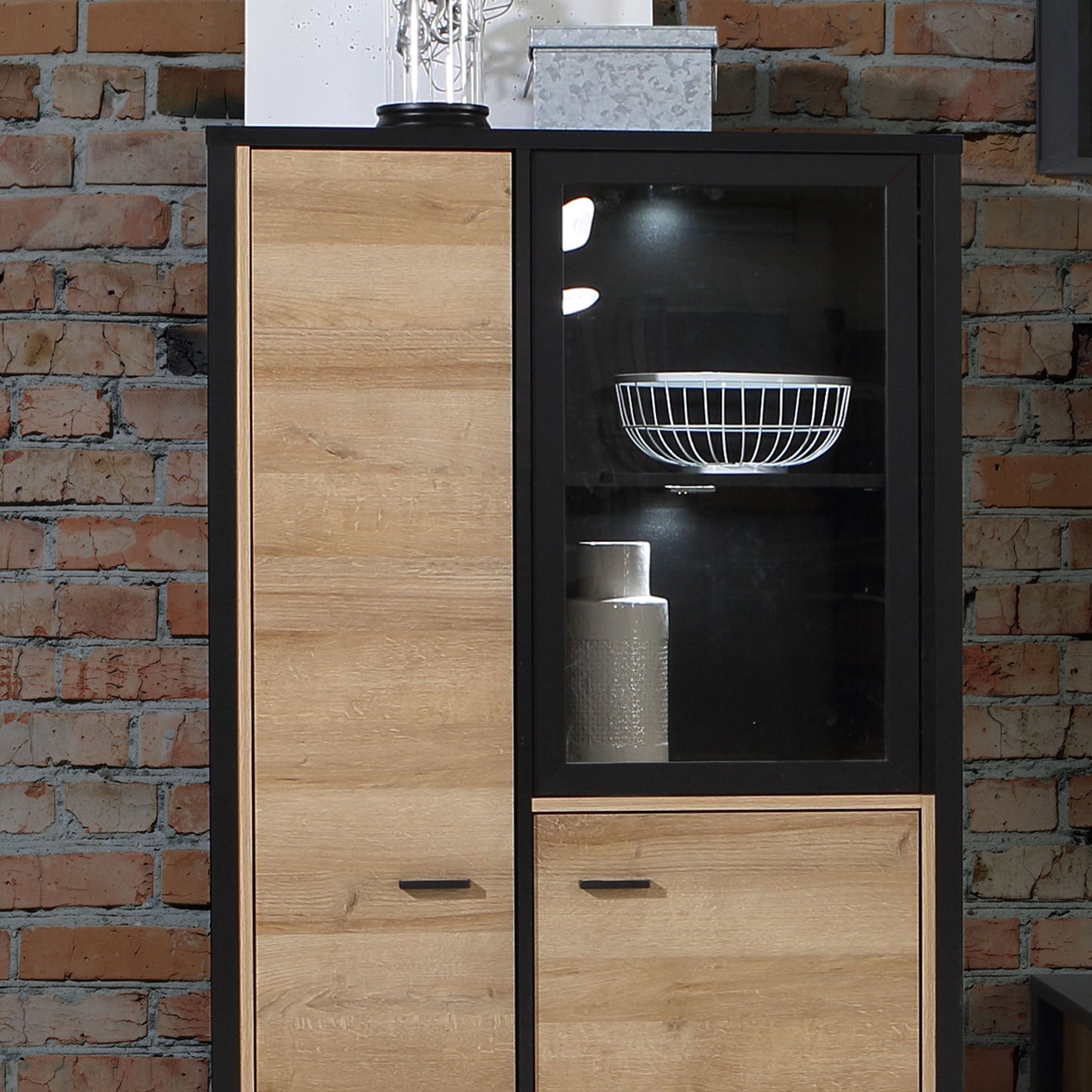 Furniture To Go High Rock Small Display Cabinet in Matt Black/Riviera Oak