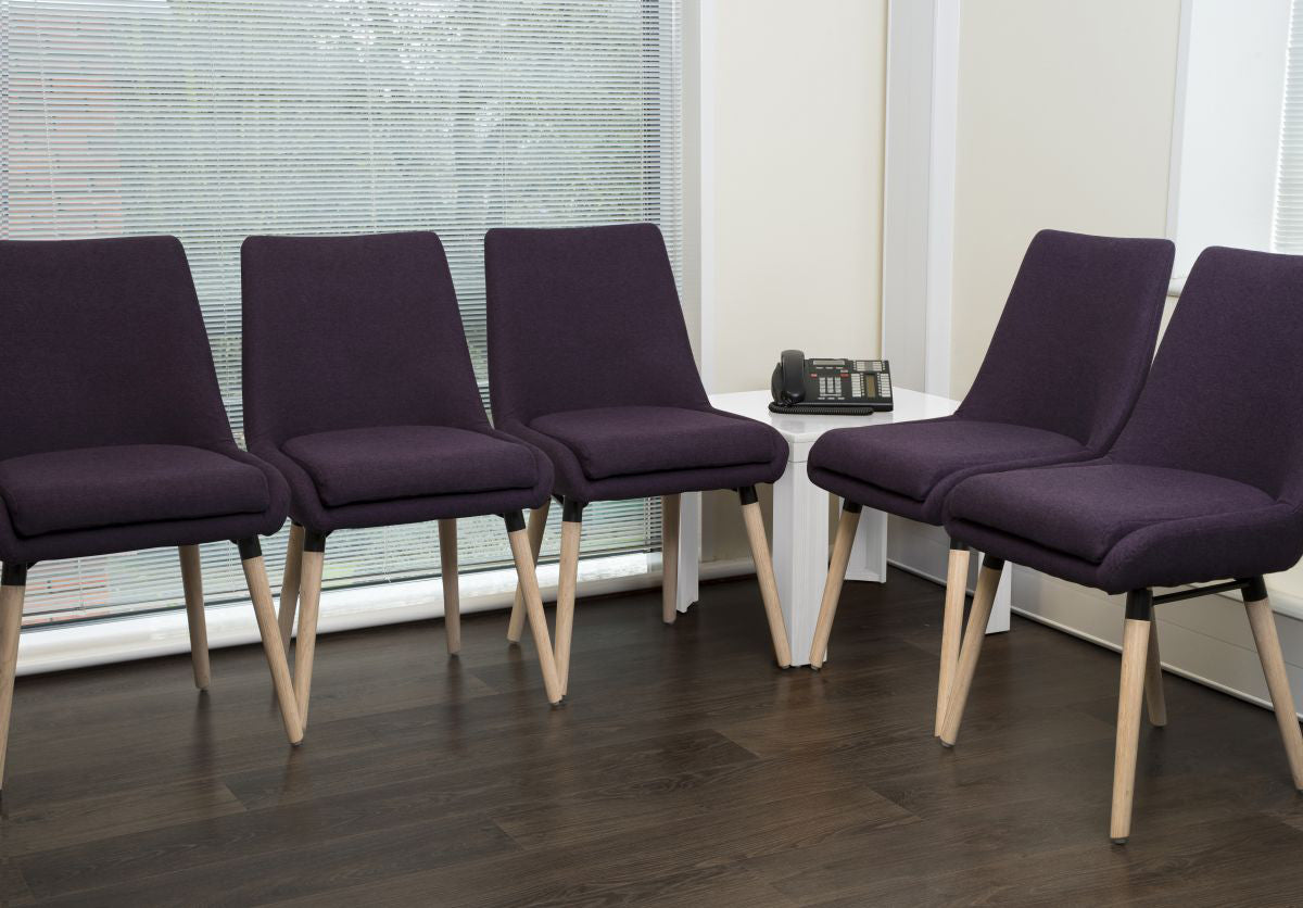 Teknik Office Pack of 2 Welcome Reception Chair in Modern Oak Coloured Legs